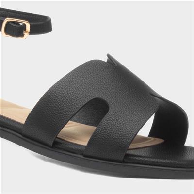 Truffle Bay Womens Black Buckle Sandal