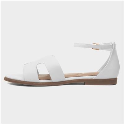 Bay Womens White Buckle Sandal
