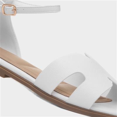 Bay Womens White Buckle Sandal