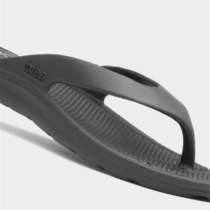 Everywear Ara Womens Black EVA Sandal