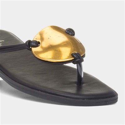 Elena Womens Black Toe Post Sandal