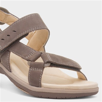 Elara Womens Walnut Leather Sandal