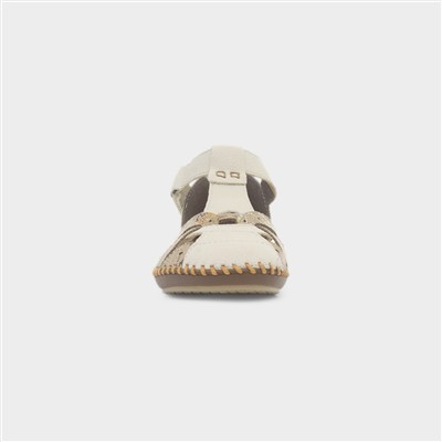 Antistress Women Beige Closed Toe Sandal