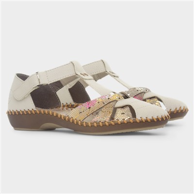 Antistress Women Beige Closed Toe Sandal