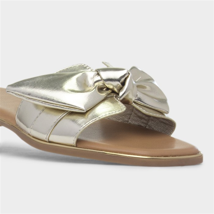 Meygan Womens Gold Bow Sandal