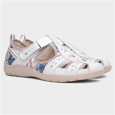Cleveland Womens White Floral Shoe