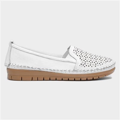Cypress Womens White Leather Slip On Shoe