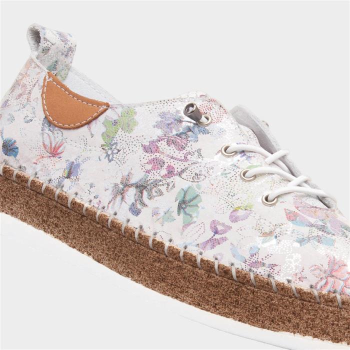 Iva Womens White Floral Slip On Leather Shoe