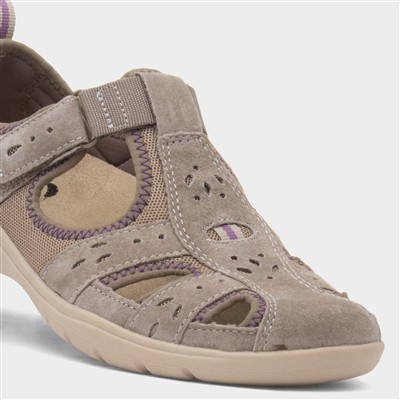 Cleveland Womens Sand Easy Fasten Shoe