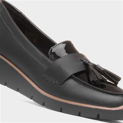 Yvonne Womens Black Loafer