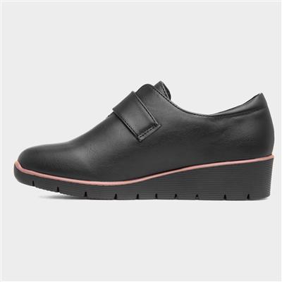 Yvette Womens Black Casual Shoe