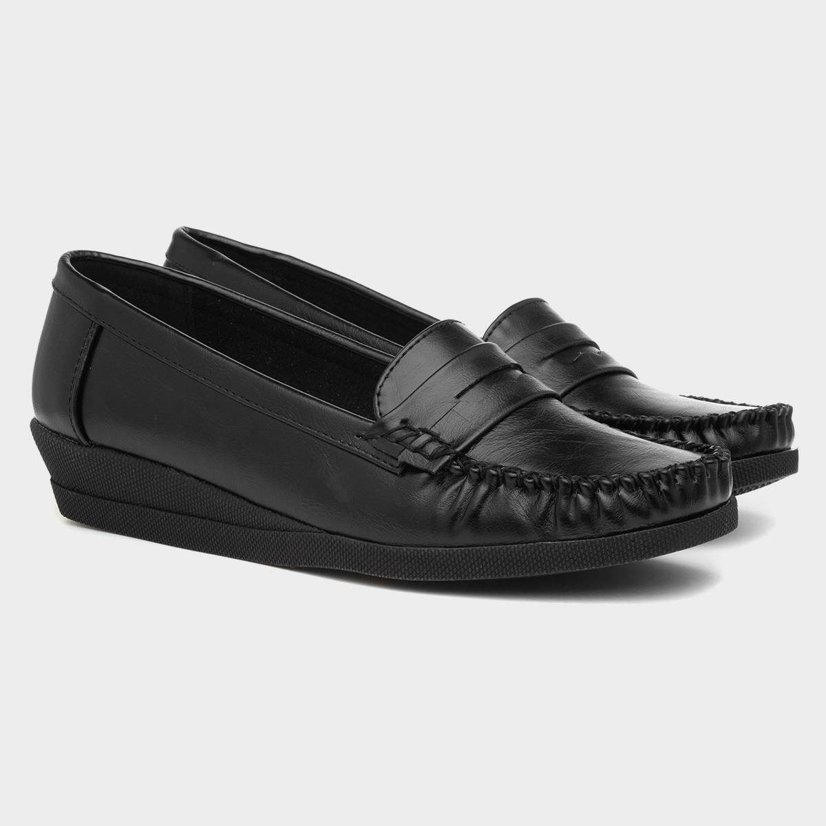 Softlites Womens Black Moccasin Loafer 