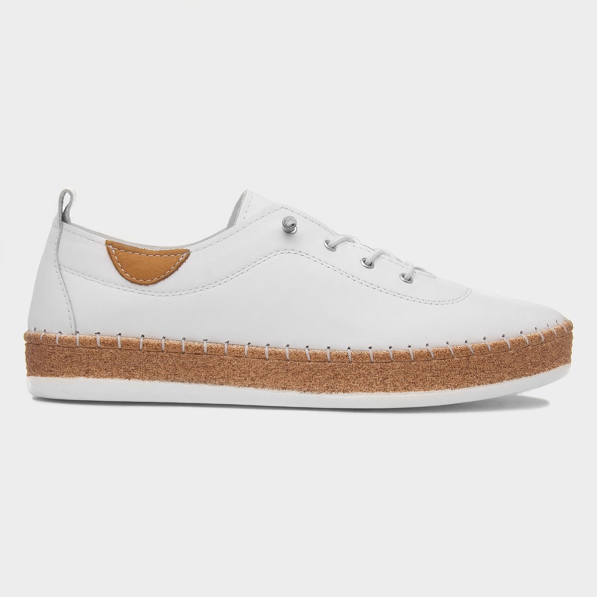 Evie Womens White Casual Flat Leather Shoe