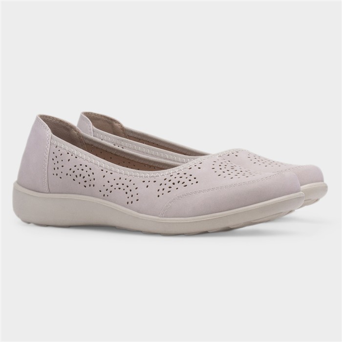 Darwin Womens Beige Ballerina Shoe