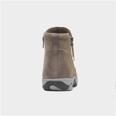 Vada Womens Olive Leather Ankle Boot