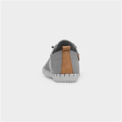 St Ives Womens Light Grey Flat Leather Shoe