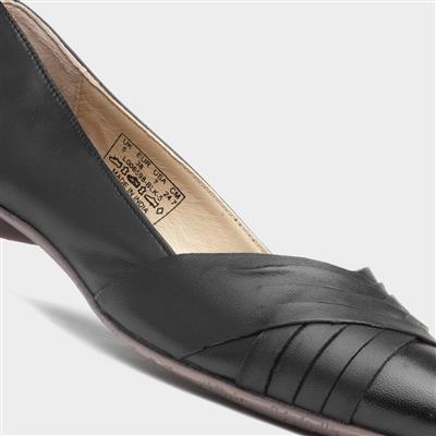 Marley Womens Black Leather Ballerina