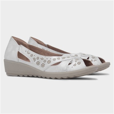 Kate Womens White Open Toe Wedge Shoe