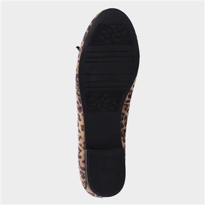Womens Naomi Leopard Print Ballerina
