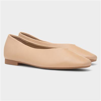 Erin Womens Beige Ballerina