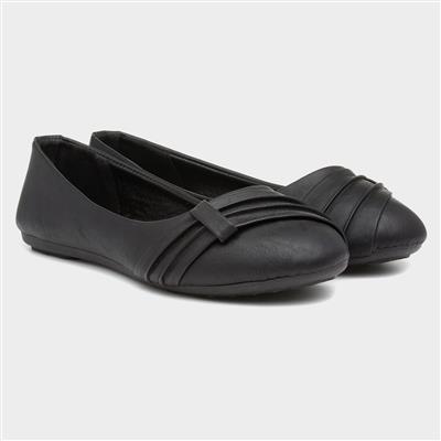 Womens Black Front Pleated Ballerina