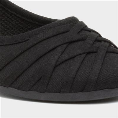 Genie Womens Black Cross Strap Ballerina