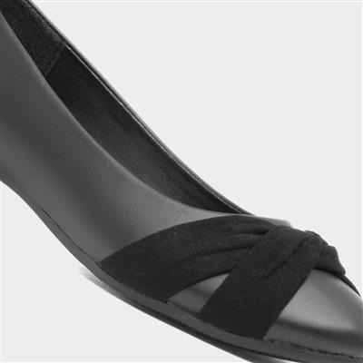 Ginny Womens Black Ballerina Shoe