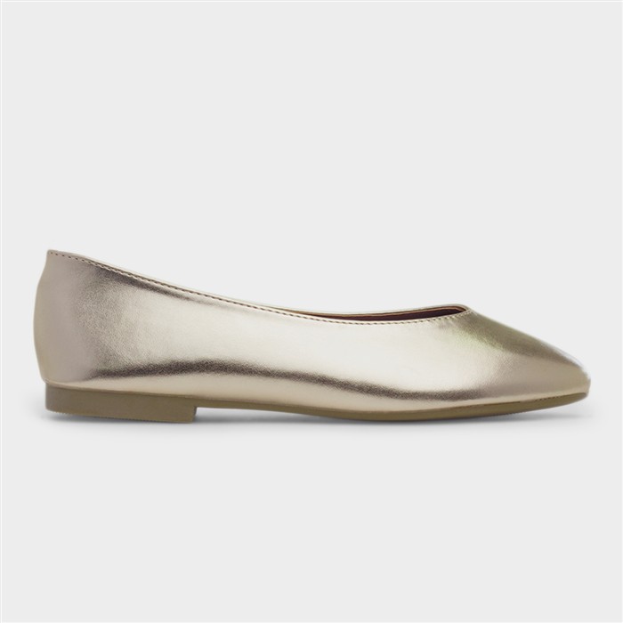 Nicki Womens Gold Round Toe Ballerina Shoe