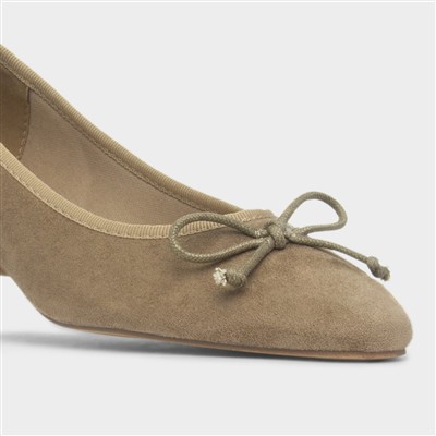 Prunella Womens Tan Ballerina