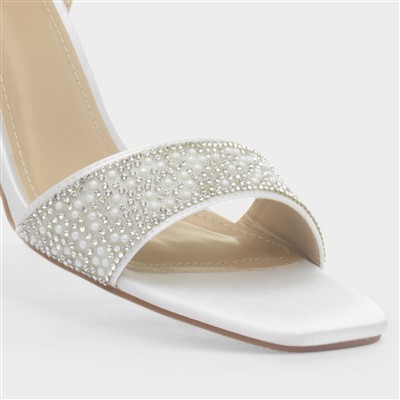 Judy Womens White Diamante Heel