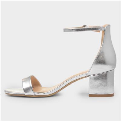 Blythe Womens Silver Sandal