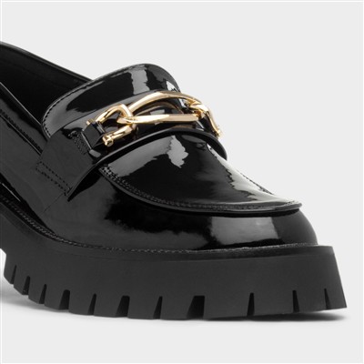 Moxie Womens Black Chain Loafer