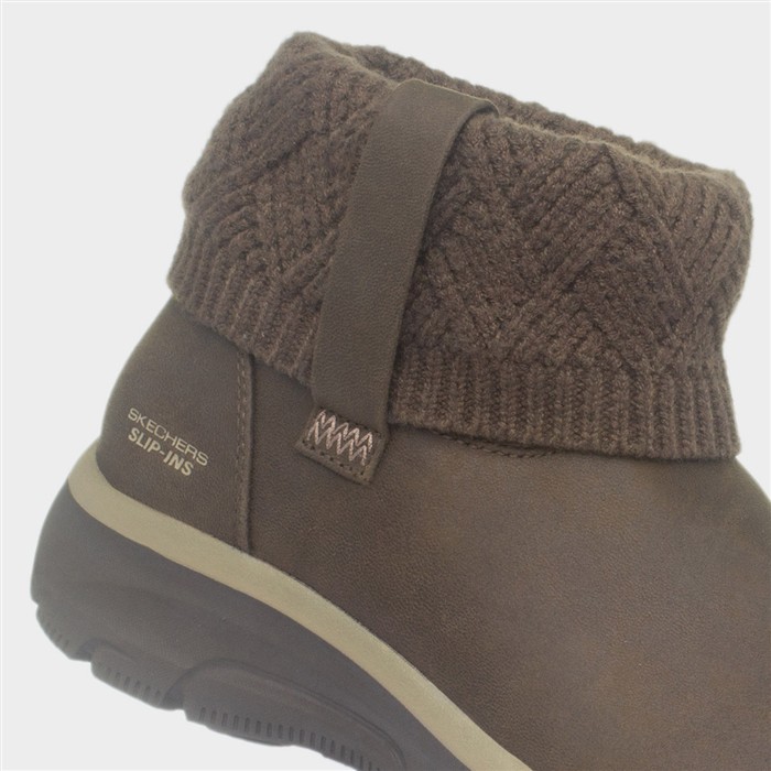 Slip-Ins Easy Going Womens Chocolate Boot