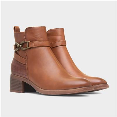 Solana Womens Tan Ankle Boot