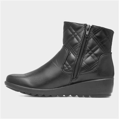Queenie Womens Black Wedge Ankle Boot