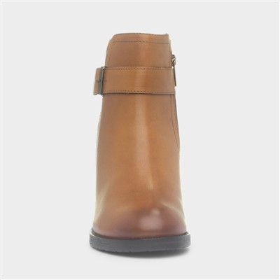 Hensley Women’s Tan Ankle Leather Boo