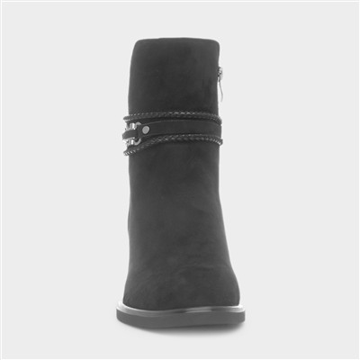 Zulu Womens Black Heeled Ankle Boot