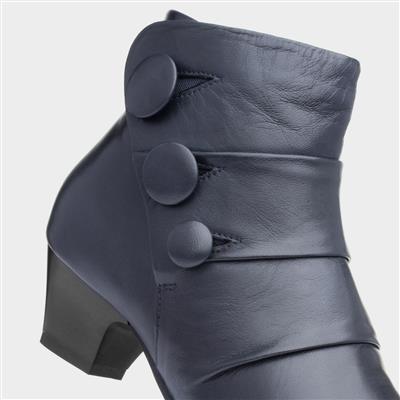 Prancer Womens Navy Leather Ankle Boot