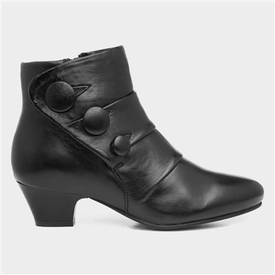Prancer Womens Black Leather Heeled Boot
