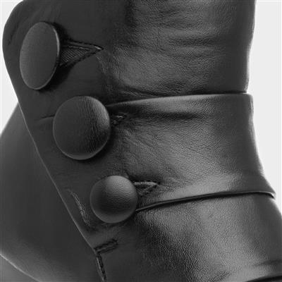 Prancer Womens Black Leather Heeled Boot