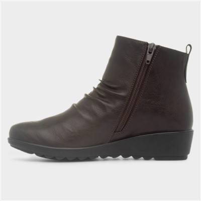 Pearl Womens Brown Wedge Ankle Boot
