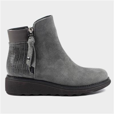 Gretna Womens Grey Ankle Boot
