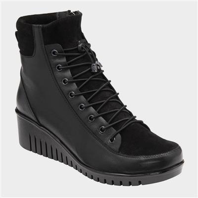 Delphine Womens Black Leather Boot