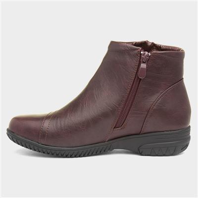 Stacey Womens Dark Red Ankle Boot
