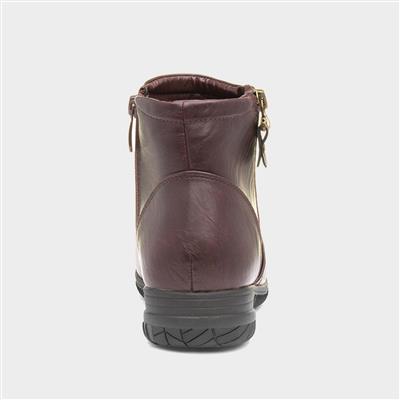 Stacey Womens Dark Red Ankle Boot