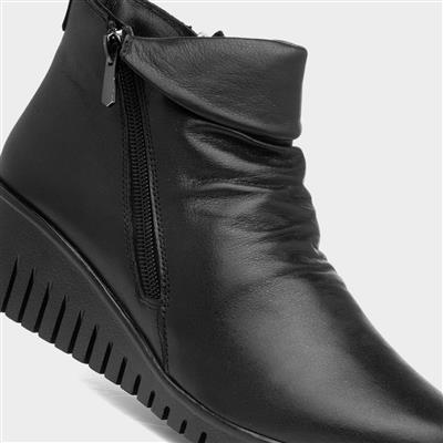 Cordelia Womens Black Leather Wedge Boot