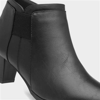 Ivy Women Black Heeled Ankle Boot