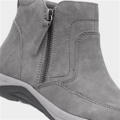 Veda Womens Grey Ankle Boot