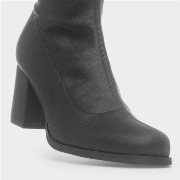 Womens Black Heeled Zip Up Knee High Boot