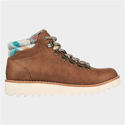 Mountain Kiss Womens Boot in Brown